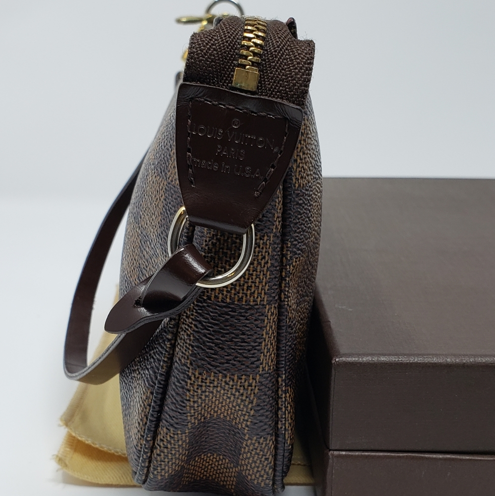 Auth Louis Vuitton Pochette Accessoires Damier - Picture 5 of 8